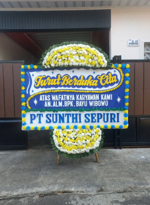 Papan Bunga Duka di Pasar Jambi