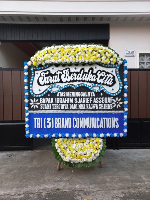 Papan Bunga Duka di Pasar Jambi